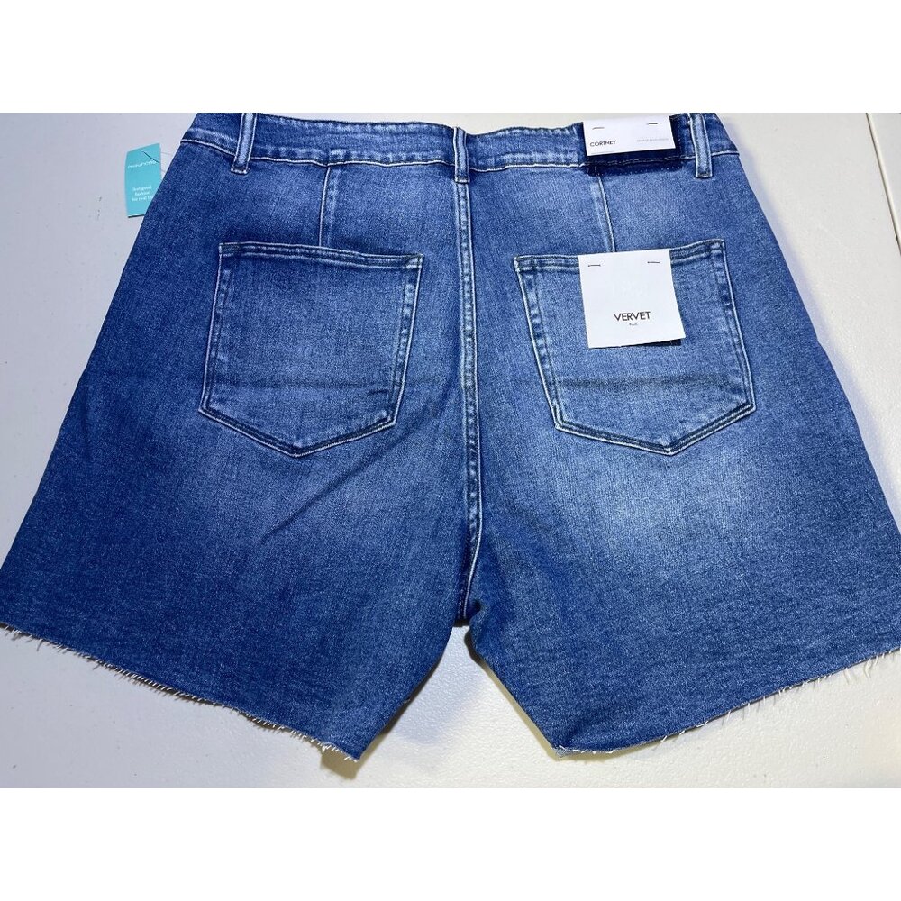 Vervet Blue Womens  Size 18W Cortney Stretch Mom Shorts - Picture 2 of 9